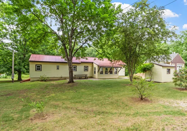2nd image of 273 Melendy Rd, Milford, NH 03055 | MLS# 5095633
