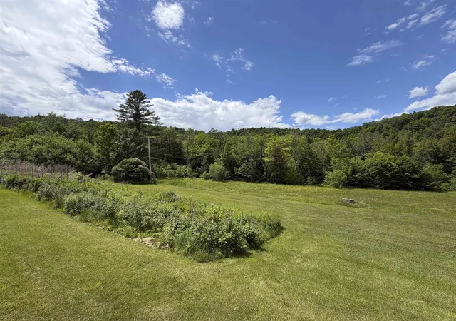 3rd image of 1110 Parker Rd, Vershire, VT 05079 | MLS# 5095635