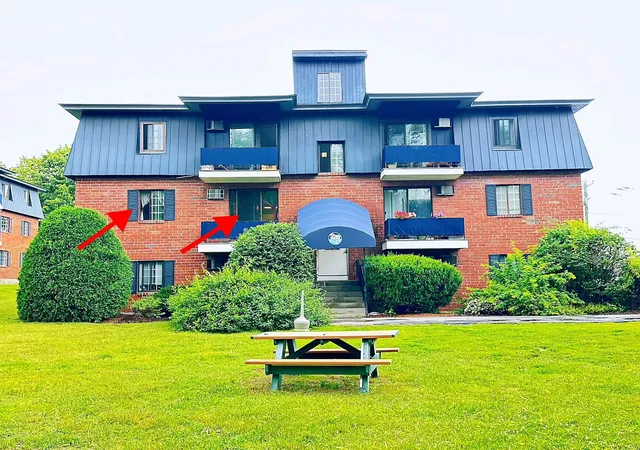Homes for sale in Manchester, NH | 34 Dunbarton Rd #2D, Manchester, NH 03102 | MLS# 5095638