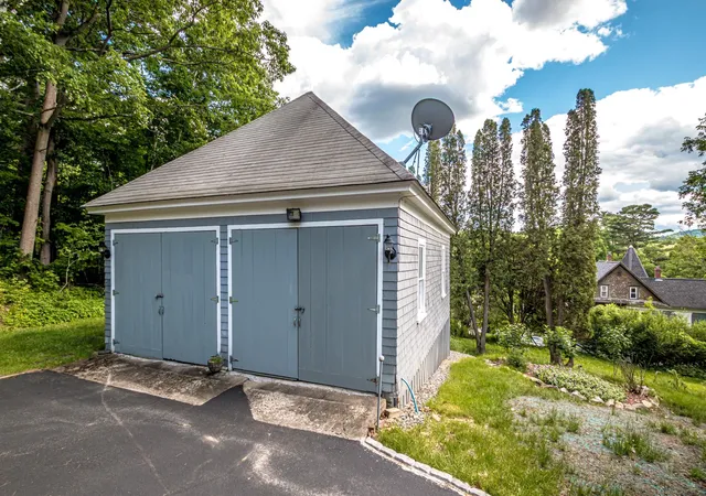 4th image of 77 Bunker Hill St, Lancaster, NH 03584 | MLS# 5095642