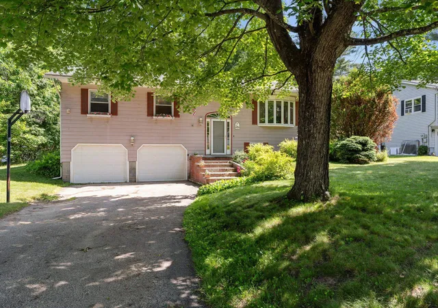 45th image of 10 Logwood Cir, Essex Junction, VT 05452 | MLS# 5095649