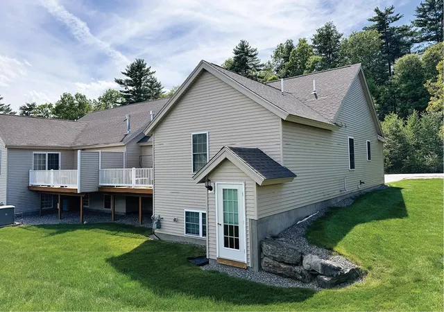 Homes for sale in Fremont, NH | 136 Hall Rd, Fremont, NH 03044 | MLS# 5095650