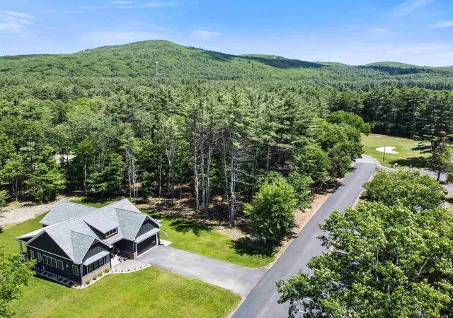 Homes for sale in Ashland, NH | 60 Fairway Dr, Ashland, NH 03217 | MLS# 5095652