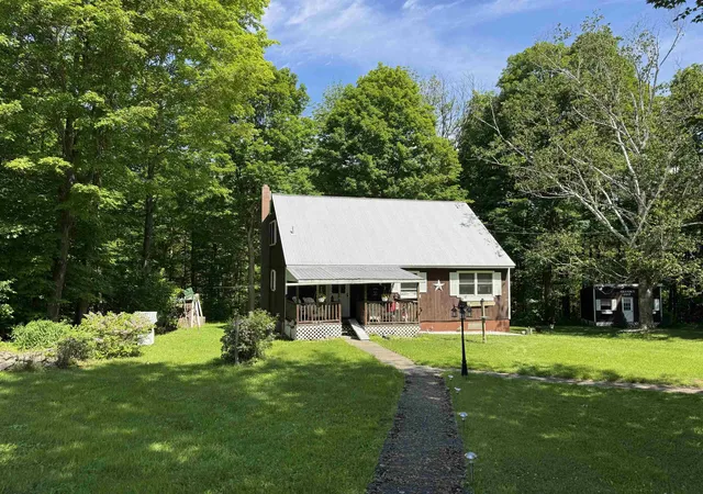 Photo 3 of Single family home for sale at 1198 Georgia Mountain Rd, Fairfax, VT 05454 | MLS# 5095671 | Listing updated on 2026-08-19