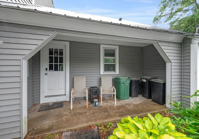 2nd image of 120 Durham Rd, Dover, NH 03820 | MLS# 5095678