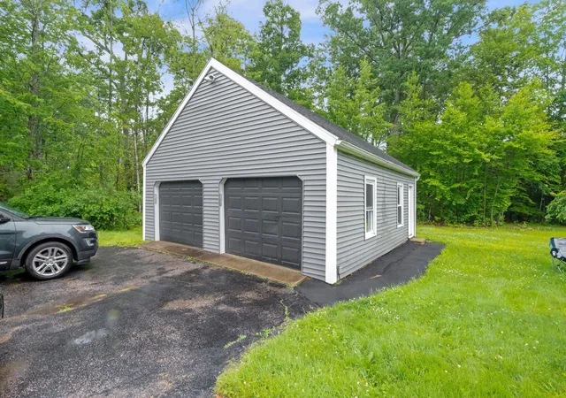 3rd image of 120 Durham Rd, Dover, NH 03820 | MLS# 5095678