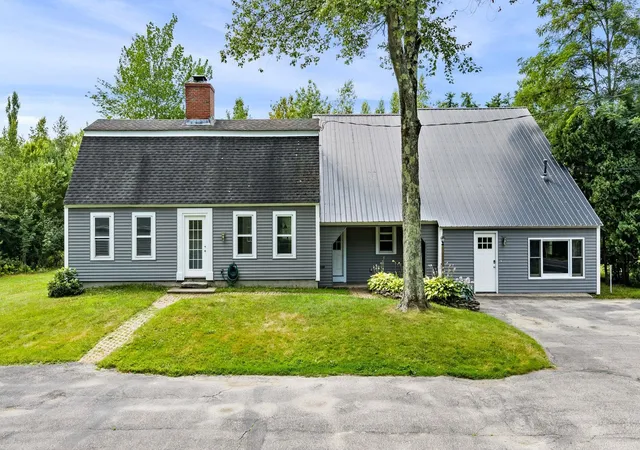 Photo 4 of House for sale at 120 Durham Rd, Dover, NH 03820 | MLS# 5095678 | Listing updated on 2026-09-07