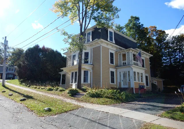 Photo 3 of Single family home for sale at 174 Third St, Newport, VT 05855 | MLS# 5095679 | Listing updated on 2026-07-27