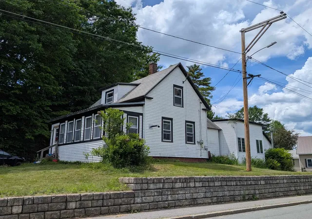 1st image of 12 Water St, Lancaster, NH 03584 | MLS# 5095719