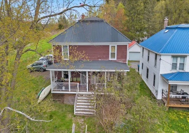 1st image of 32 34 High St, Waterbury, VT 05676 | MLS# 5095729