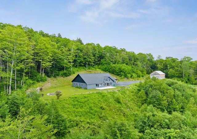 1st image of 485 Smith Rd, Fayston, VT 05660 | MLS# 5095731