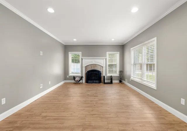 5th image of 503 Ashley Dr, Pembroke, NH 03275 | MLS# 5095757