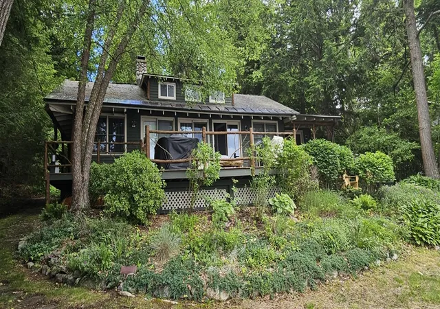 3rd image of 289 Ledgemere Pt, Bomoseen, VT 05732 | MLS# 5095779