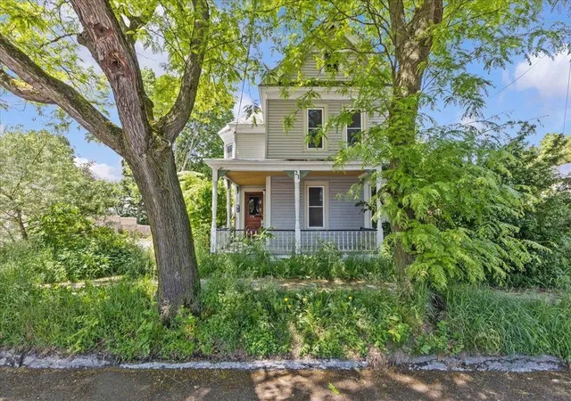 2nd image of 21 Hyde St, Burlington, VT 05401 | MLS# 5095783