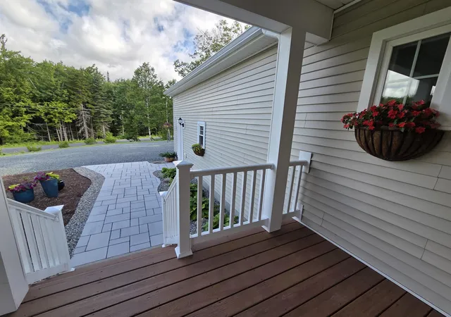 4th image of 446 Edgemont Rd, Sunapee, NH 03782 | MLS# 5095796