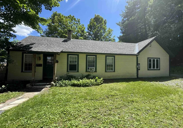 Homes for sale in Ludlow, VT | 10 West Hill Rd, Ludlow, VT 05149 | MLS# 5095799