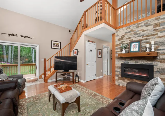 Photo 4 of Single family home for sale at 12 Stonegate Ct, Gilford, NH 03249 | MLS# 5095804 | Listing updated on 2026-07-05