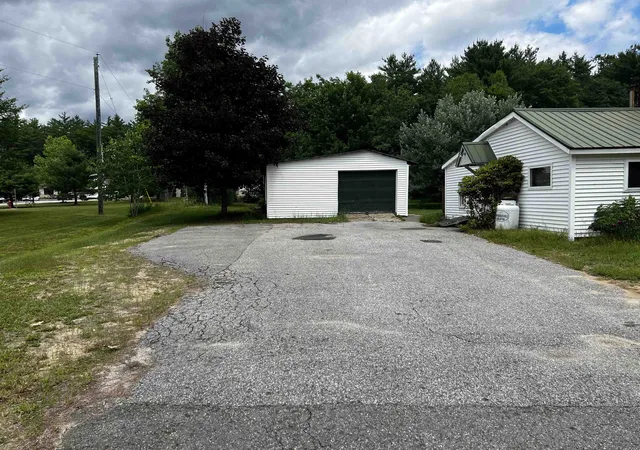 Photo 3 of Single family home for sale at 351 Owl St, Campton, NH 03223 | MLS# 5095809 | Listing updated on 2026-09-19