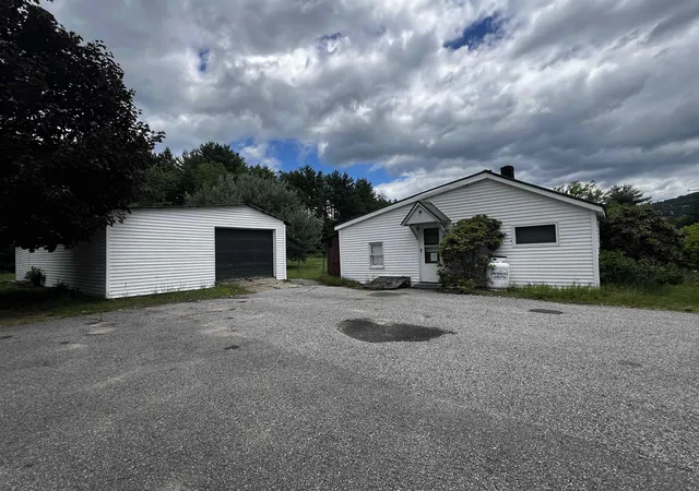 Photo 3 of Single family home for sale at 351 Owl St, Campton, NH 03223 | MLS# 5095809 | Listing updated on 2026-09-19