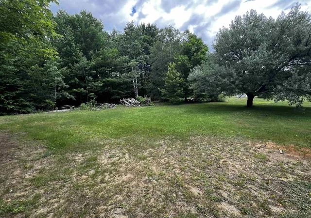 Photo 4 of Single family home for sale at 351 Owl St, Campton, NH 03223 | MLS# 5095809 | Listing updated on 2026-09-19
