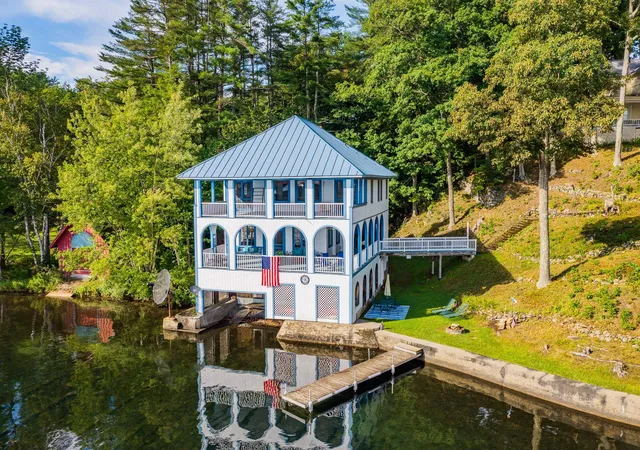2nd image of 106 Cliff Mull Ln, Fairlee, VT 05045 | MLS# 5095836