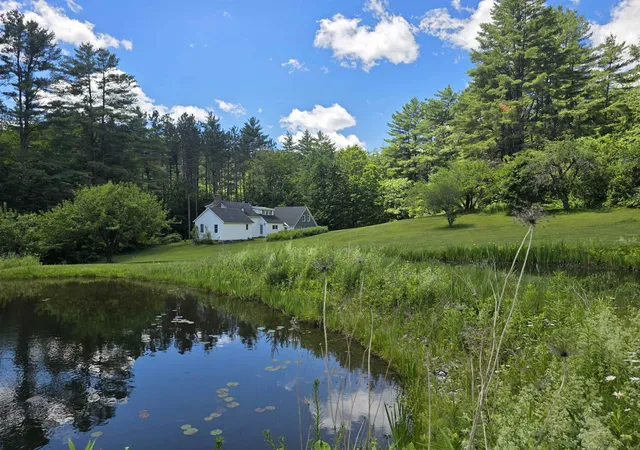 Homes for sale in Grafton, VT | 596 Four Chimneys Rd, Grafton, VT 05146 | MLS# 5095842