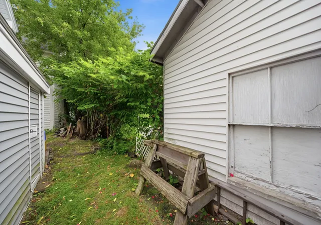 Homes for sale in Derry, NH | 10 Birch St, Derry, NH 03038 | MLS# 5095871