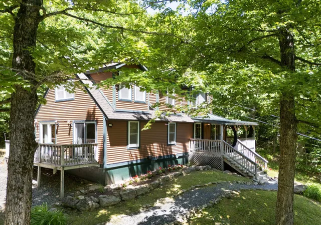 Homes for sale in Wilmington, VT | 7 Lightning Ledge Wy, Wilmington, VT 05363 | MLS# 5095908