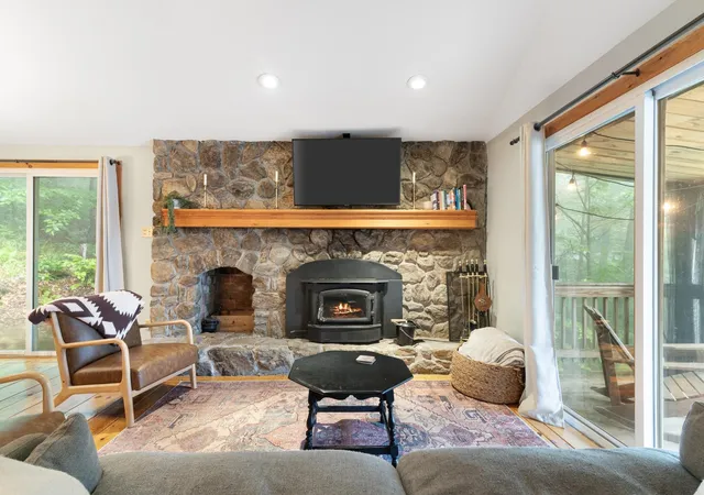 Homes for sale in Wilmington, VT | 7 Lightning Ledge Wy, Wilmington, VT 05363 | MLS# 5095908
