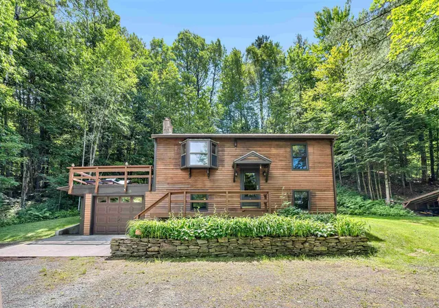 1st image of 23 Scribner Rd, Stowe, VT 05672 | MLS# 5095909