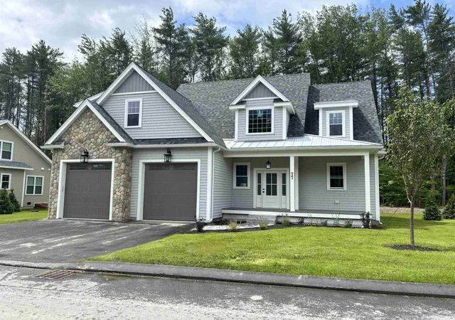 Photo 2 of Single family home for sale at 77 Lady Walsingham Wy, Laconia, NH 03246 | MLS# 5095910 | Listing updated on 2026-09-10