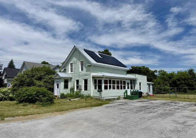 1st image of 85 Aldis St, Saint Albans, VT 05478 | MLS# 5095916