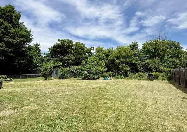 2nd image of 85 Aldis St, Saint Albans, VT 05478 | MLS# 5095916