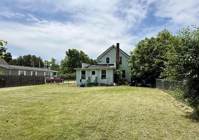 3rd image of 85 Aldis St, Saint Albans, VT 05478 | MLS# 5095916