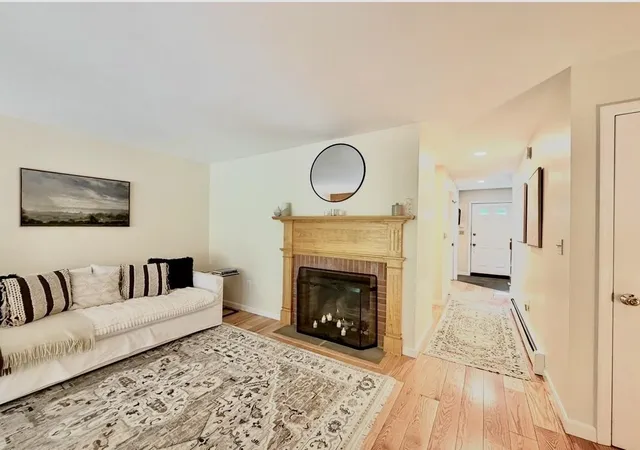 Homes for sale in Woodstock, VT | 121 Townhouse Wy, Woodstock, VT 05091 | MLS# 5095918