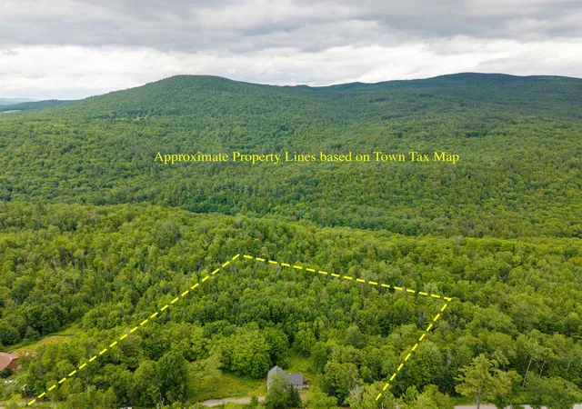 Photo 3 of Single family home for sale at 391 Bradley Hill Rd, Bath, NH 03740 | MLS# 5095925 | Listing updated on 2026-06-29