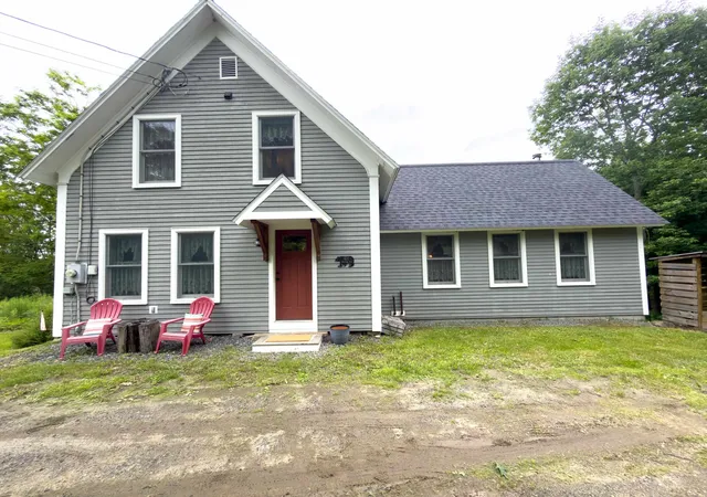Photo 3 of Single family home for sale at 391 Bradley Hill Rd, Bath, NH 03740 | MLS# 5095925 | Listing updated on 2026-06-29