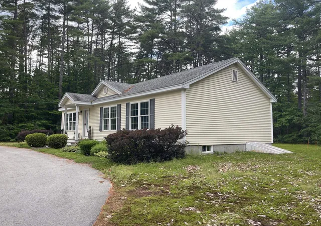 Photo 3 of Sale Pending at 51 Poco Dr, Tamworth, NH 03886 | MLS# 5095933 | Listing updated on 2026-09-03