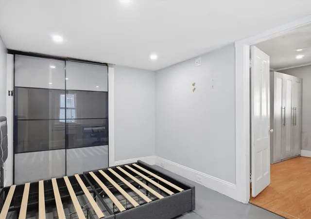5th image of 625 Douglas St, Manchester, NH 03102 | MLS# 5095935