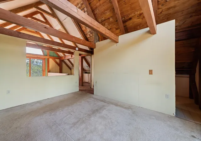 Homes for sale in Holderness, NH | 81 Disdam Rd, Holderness, NH 03245 | MLS# 5095940