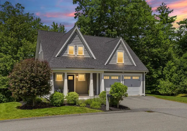 Photo 1 of Single family home for sale at 5 Firefly Lndg, Newmarket, NH 03857 | MLS# 5095952 | Listing updated on 2026-06-30