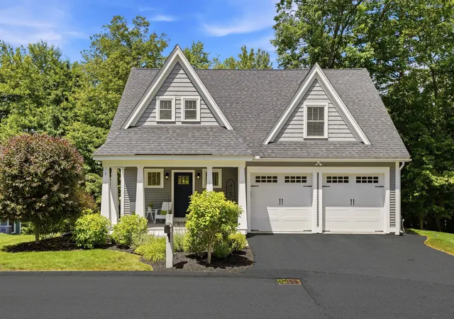 Photo 3 of Single family home for sale at 5 Firefly Lndg, Newmarket, NH 03857 | MLS# 5095952 | Listing updated on 2026-06-30