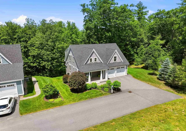 Photo 4 of Single family home for sale at 5 Firefly Lndg, Newmarket, NH 03857 | MLS# 5095952 | Listing updated on 2026-06-30