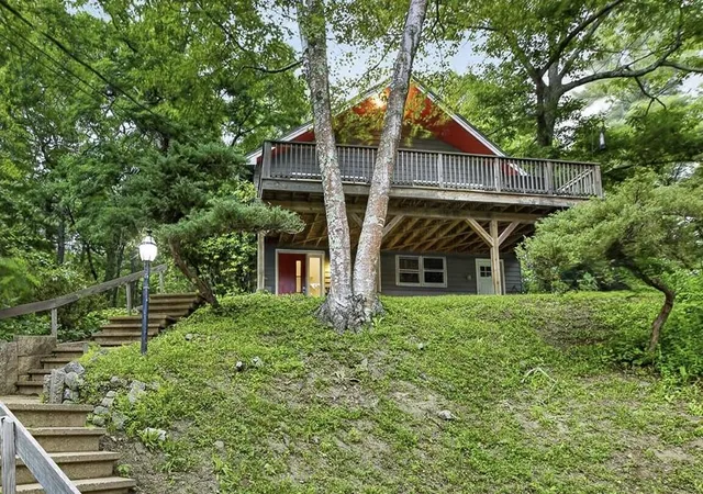Photo 1 of Condo for sale at 537 6th St, Dover, NH 03820 | MLS# 5095967 | Listing updated on 2026-07-06