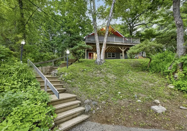 Photo 2 of Condo for sale at 537 6th St, Dover, NH 03820 | MLS# 5095967 | Listing updated on 2026-07-06