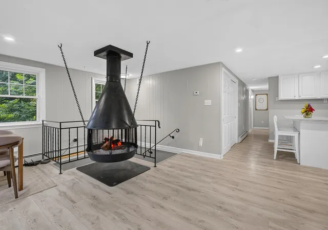 Photo 3 of Condo for sale at 537 6th St, Dover, NH 03820 | MLS# 5095967 | Listing updated on 2026-07-06