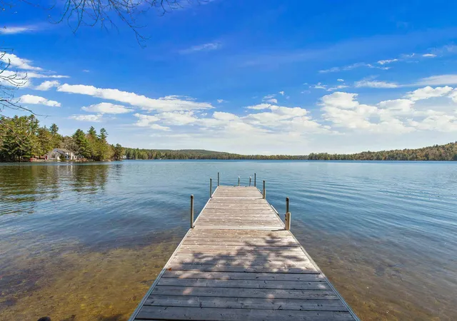 Homes for sale in New London, NH | 1807 Little Sunapee Rd, New London, NH 03257 | MLS# 5095970