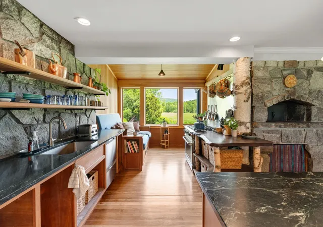 3rd image of 3421 Lake Rd, Charlotte, VT 05445 | MLS# 5095973