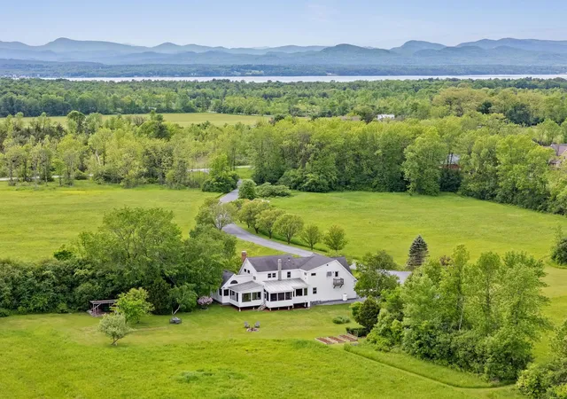 5th image of 3421 Lake Rd, Charlotte, VT 05445 | MLS# 5095973