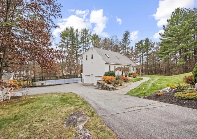 Homes for sale in Windham, NH | 3 Hillside Rd, Windham, NH 03087 | MLS# 5095974